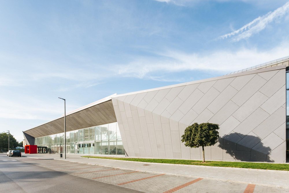 EQUITONE® panels — Tatabánya Interspar retail facade